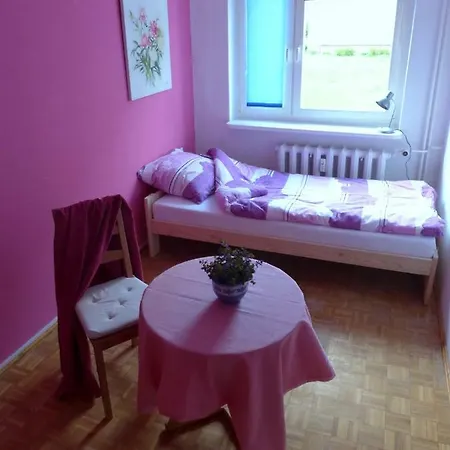 Apart Quarto em Acomodações Particulares *